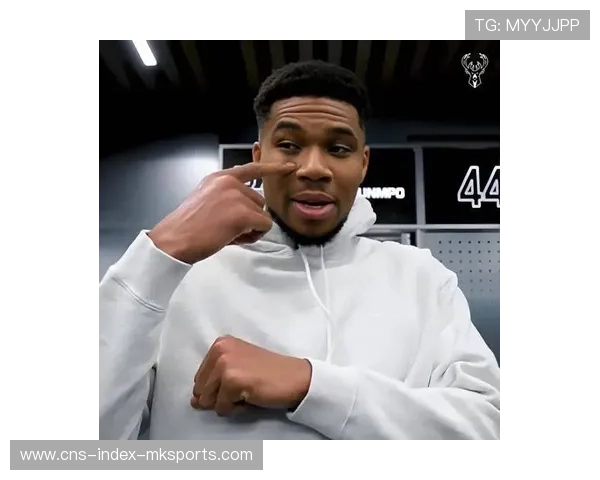 见义勇为！字母哥谈眼部淤青：在超市制服抢劫男子时被打到，字母哥受伤报应